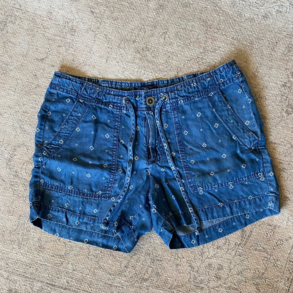 Gap Shorts